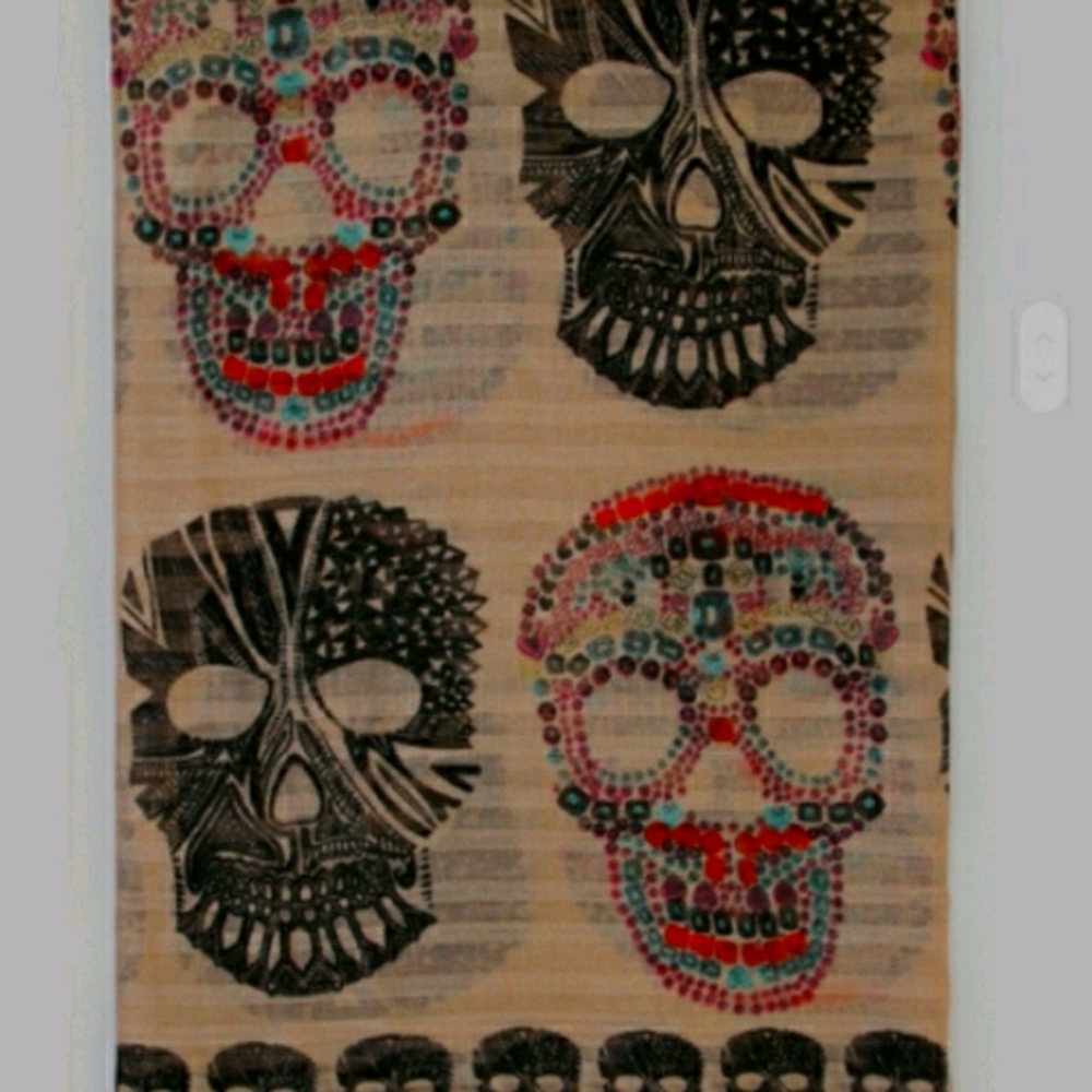 Riahfashion Sugar Skull Scarf🧣💀 - Picture 2 of 3